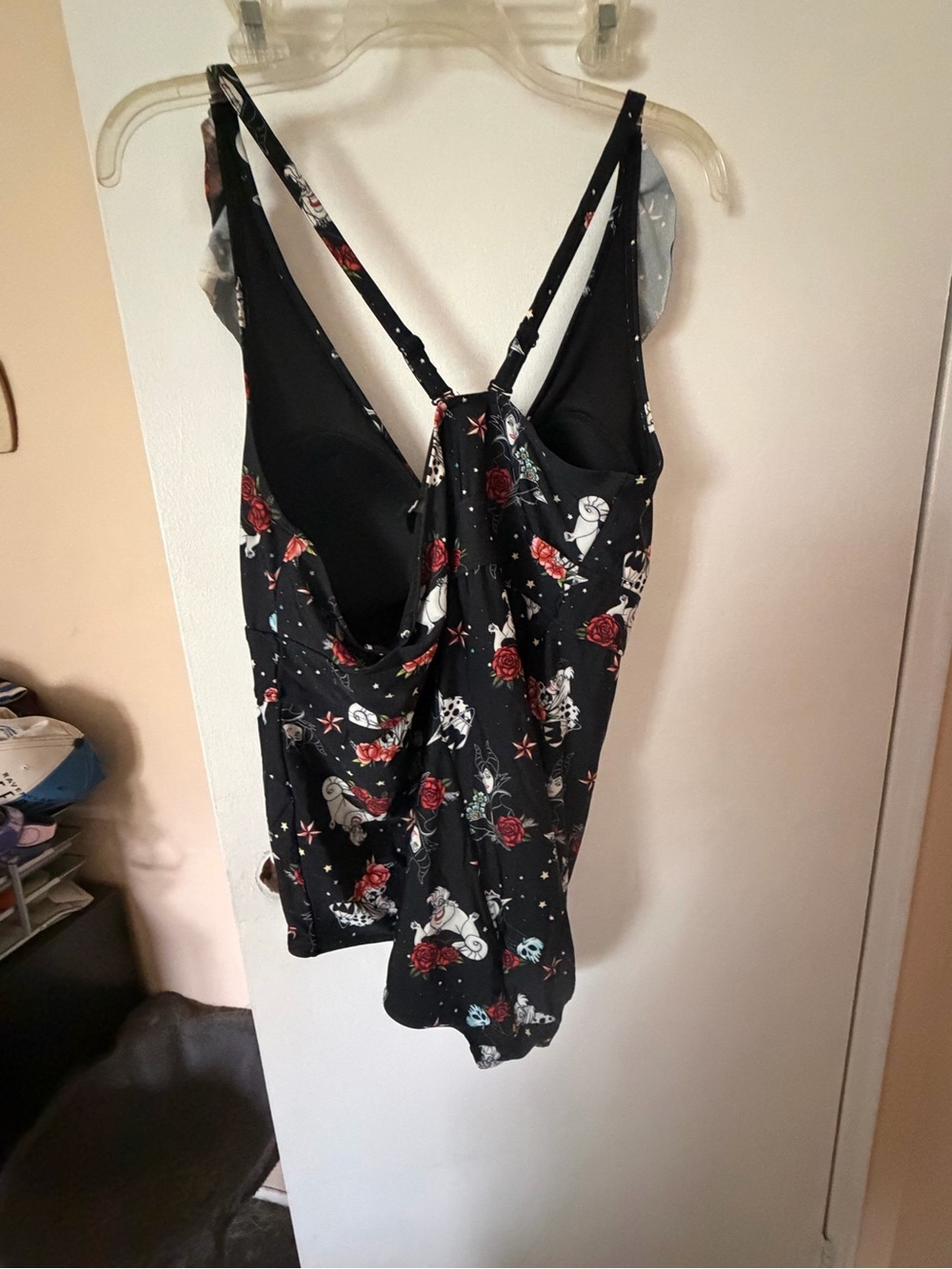 Torrid Disney villians one piece bathing suit - Picture 4 of 7